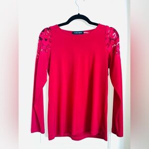 Red Lace shoulder Top ❤️ Ivanka Trump